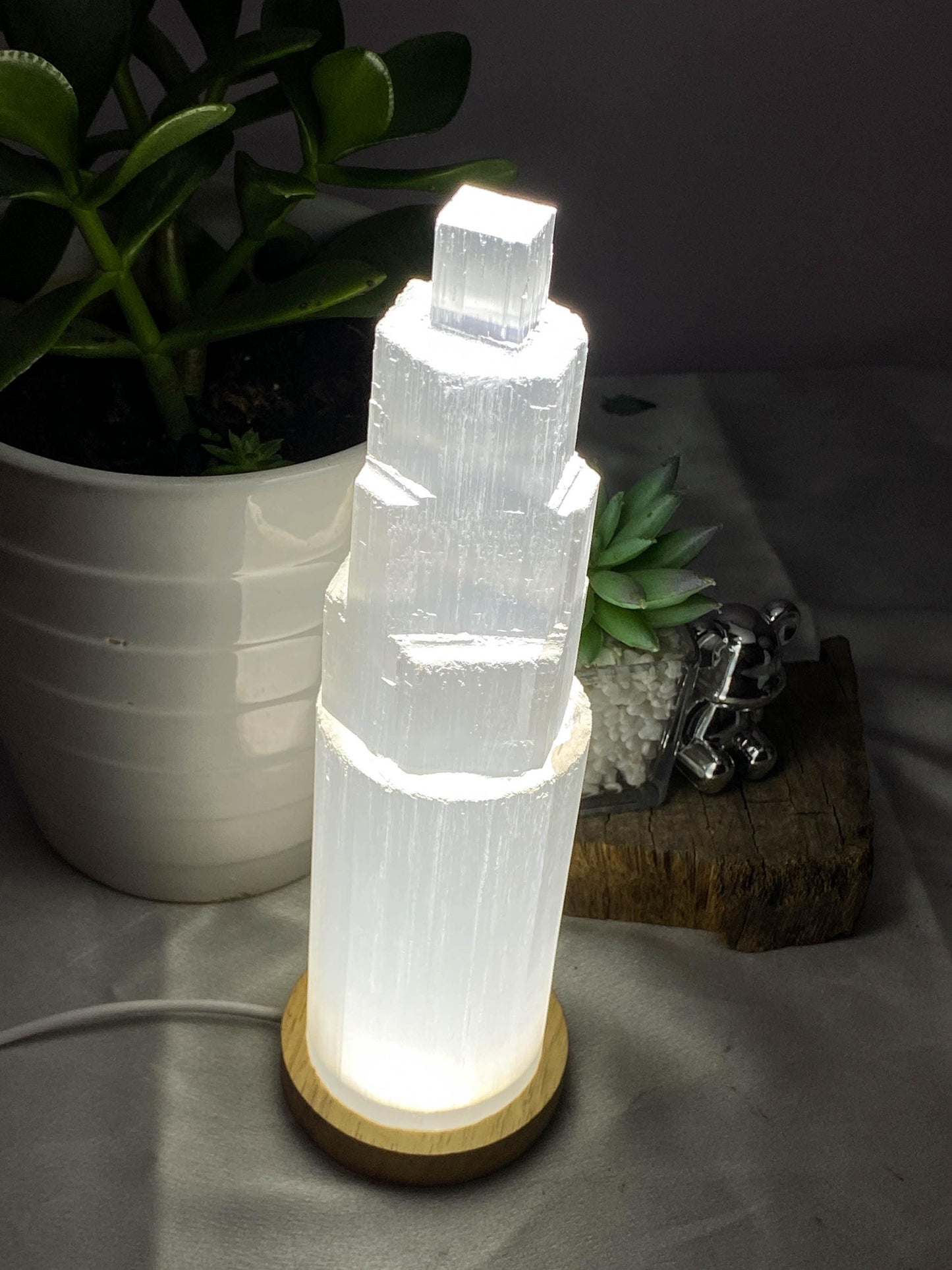 Natural Selenite Charging Tower with Lamp , High-Vibrational Energy Cleanser , Crystal Charging Stand , Crystal Tower , Crystal Energy
