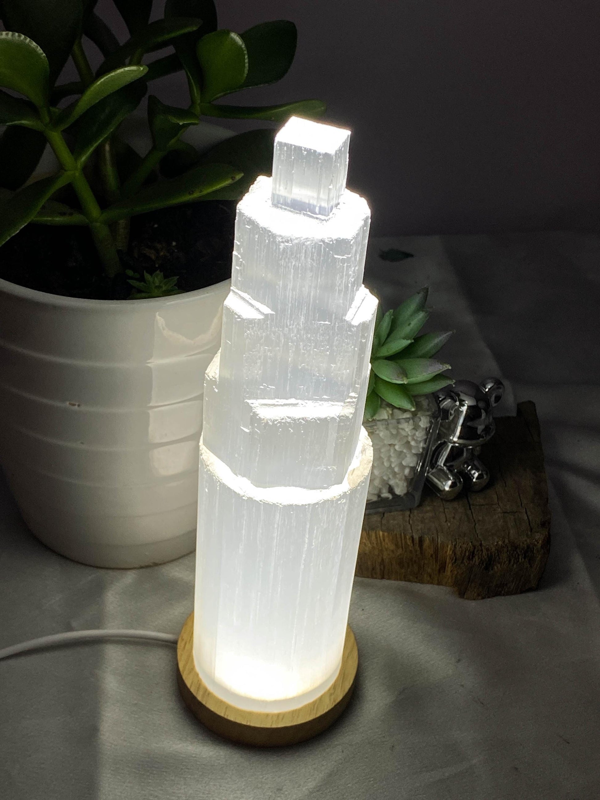 Natural Selenite Charging Tower with Lamp , High-Vibrational Energy Cleanser , Crystal Charging Stand , Crystal Tower , Crystal Energy