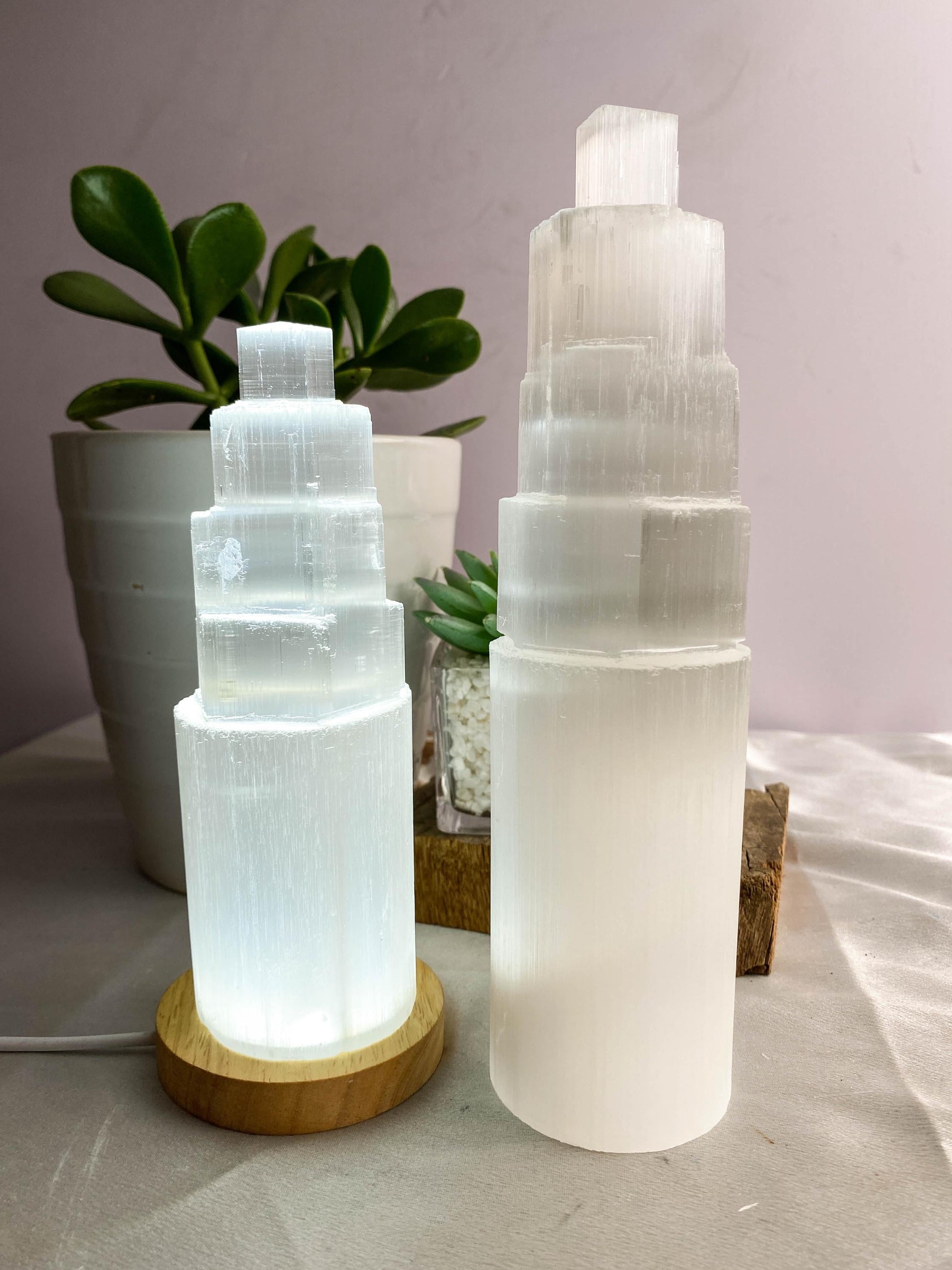 Natural Selenite Charging Tower with Lamp , High-Vibrational Energy Cleanser , Crystal Charging Stand , Crystal Tower , Crystal Energy